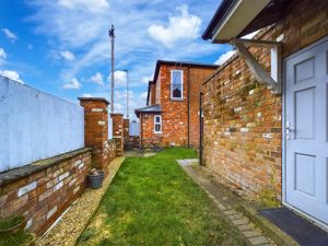 Access To Garage- click for photo gallery